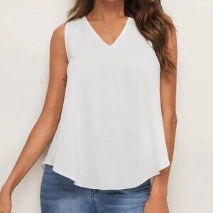 Small SHEIN Essnce curved hem white flowy v-neck tank top blouse